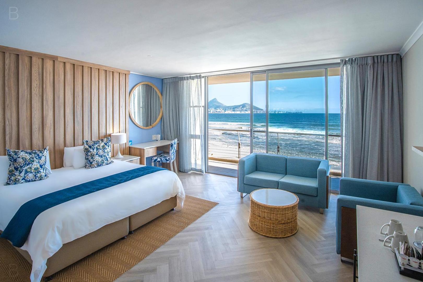 Full Sea Facing King or Twin Room