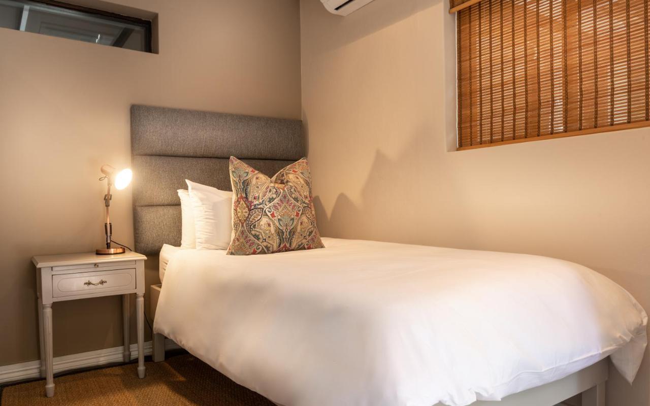 Single Room,1277794426:JPEG